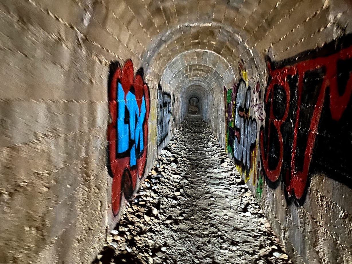 tunnel